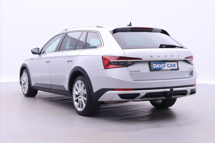Škoda Superb 2,0 TDI 140kW DSG Scout 4x4 CZ