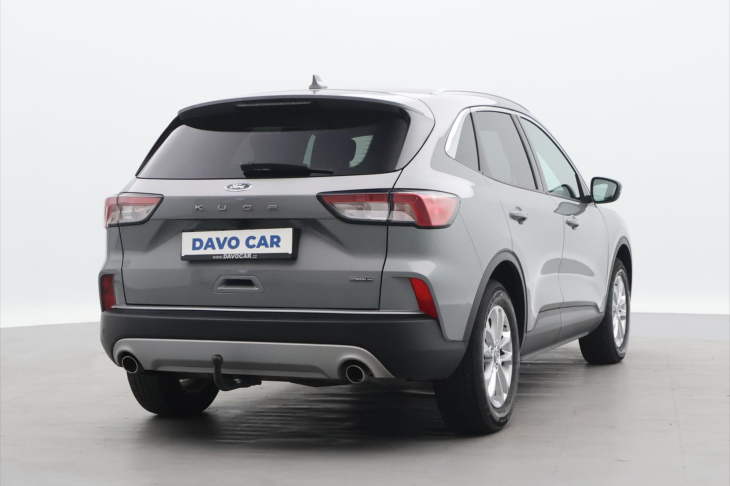 Ford Kuga 2,5 Hybrid 140kW AWD Titanium