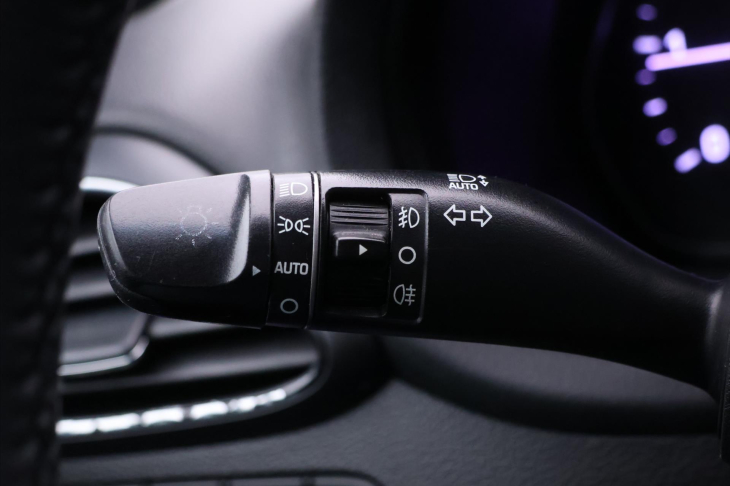 Hyundai i30 1,6 CDRi 81kW CZ Klima Tažné