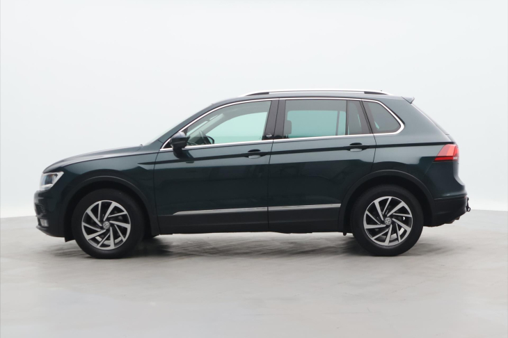 Volkswagen Tiguan 2,0 TDI Webasto Tažné 1.Maj.