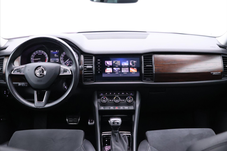 Škoda Kodiaq 2,0 TDI DSG 4x4 7-Míst Scout
