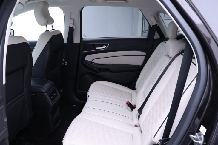 Ford Edge 2,0 TDCi 154kW AWD CZ Vignale