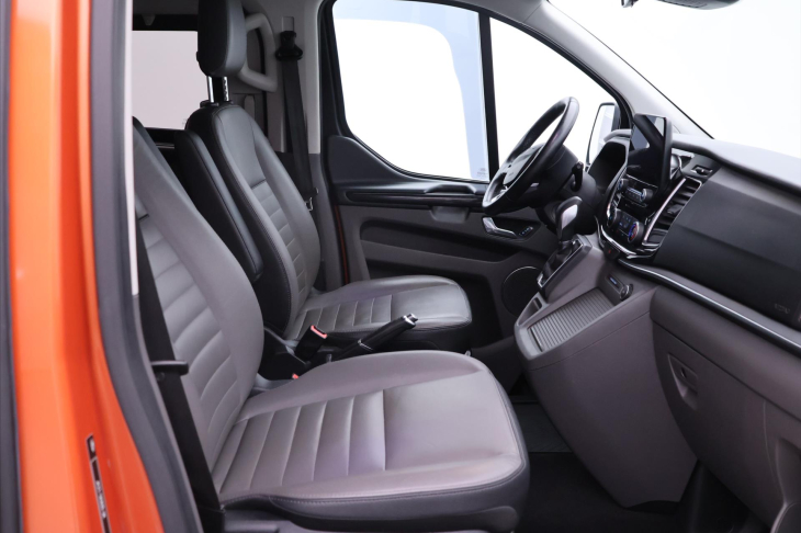 Ford Tourneo Custom 2,0 EcoBlue 125kW Titanium CZ DPH
