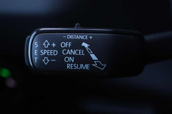 Škoda Karoq 2,0 TDI 4x4 DSG Sportline DPH