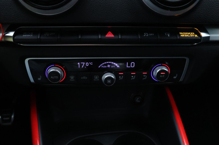 Audi A3 2,0 TDI 110kW Quattro CZ