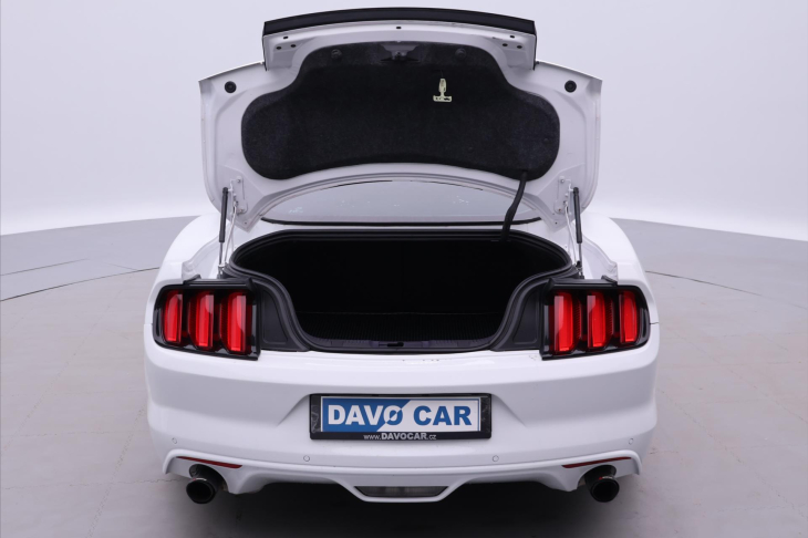 Ford Mustang 3,7 V6 225kW Automat Xenon