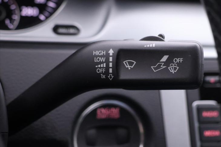 Volkswagen CC 2,0 TDI 130kW DSG Sport Xenon