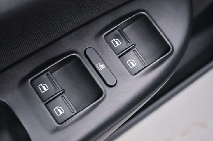 Škoda Octavia 1,8 TSi 118kW Ambition Navi