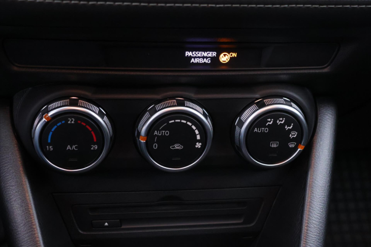 Mazda CX-3 2,0 Skyactive-G121 Revolution