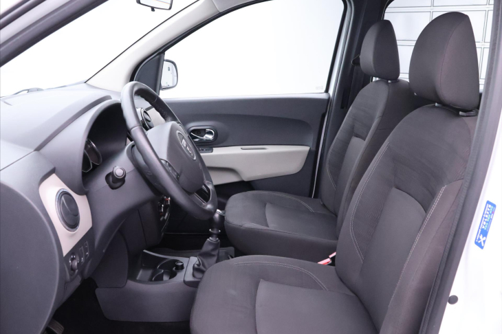 Dacia Lodgy 1,5 dCi 79kW Arctica CZ Tažné