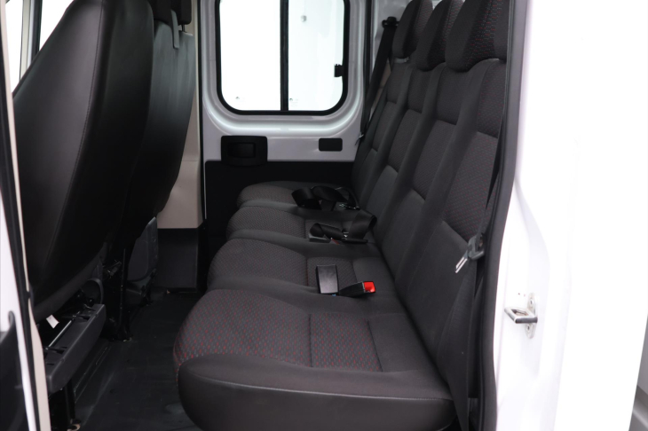 Citroën Jumper 2,2 HDi 7 Míst DPH Tažné 1.Maj.