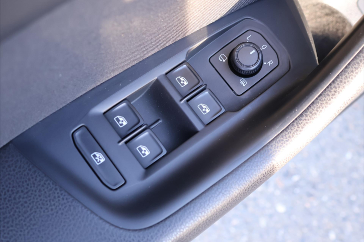 Volkswagen Passat 1,4 TSI 110kW DSG Comfort LED