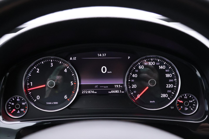 Volkswagen Touareg 4,2 V8 TDI 250 KW 4x4 KLIMA