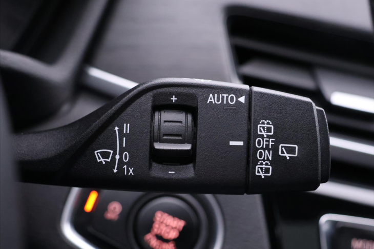 BMW X1 2,0 20i xDrive 141kW Aut. CZ