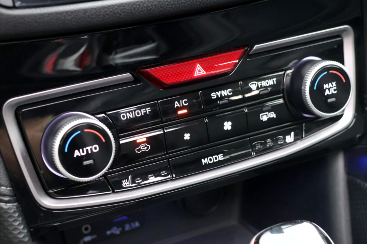 Subaru Forester 2,0 e-Boxer 110kW Executive CZ