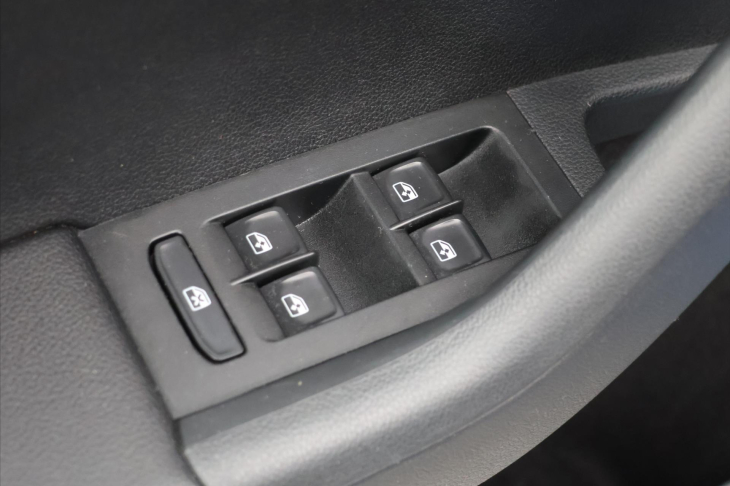 Škoda Octavia 2,0 TDI 135kW DSG 4x4 Scout