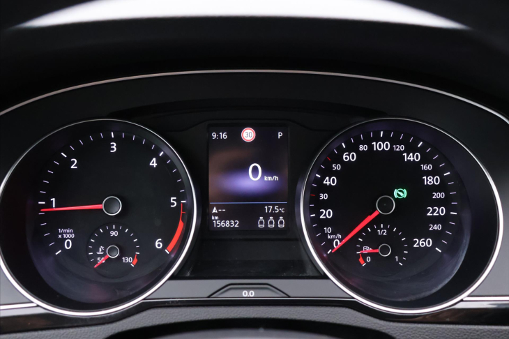 Volkswagen Passat 2,0 TDI 110kW DSG Elegance DPH
