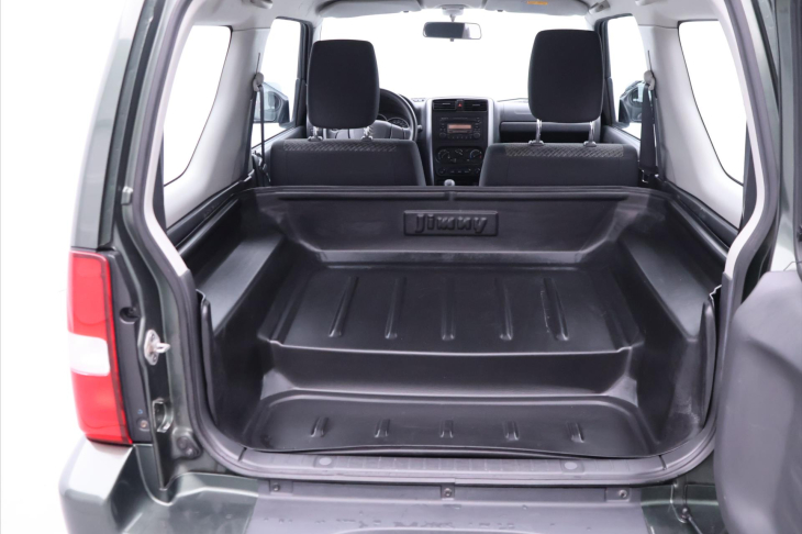 Suzuki Jimny 1,3 VVT 63kW Club CZ
