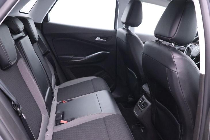 Opel Grandland X 1,6 TURBO PHEV 4x4 Innovation