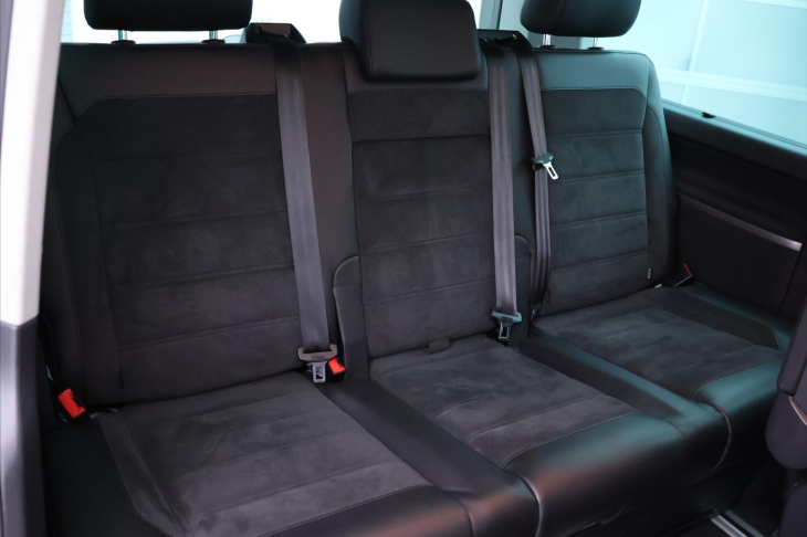 Volkswagen Multivan 2,0 TDI DSG Led Generation Six