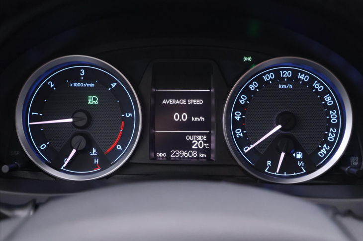 Toyota Auris 2,0 D-4D CZ Sports 1.Maj Tažné