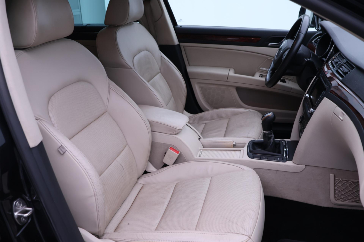 Škoda Superb 2,0 TDI 125KW 4x4 Exklusive CZ