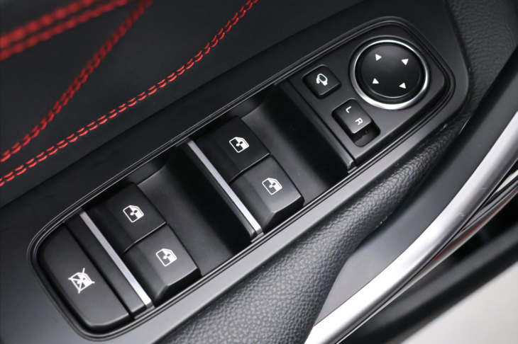 Kia Ceed 1,6 T-GDI 150kW DCT CZ GT