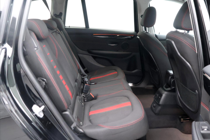 BMW Řada 2 2,0 218d Aut GrandTourer 7Míst