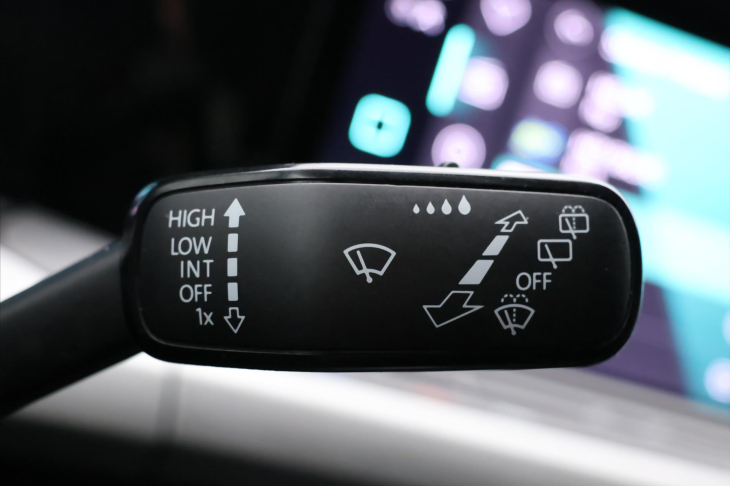 Volkswagen Golf 1,5 TSI 110kW DSG CZ 1.Maj DPH