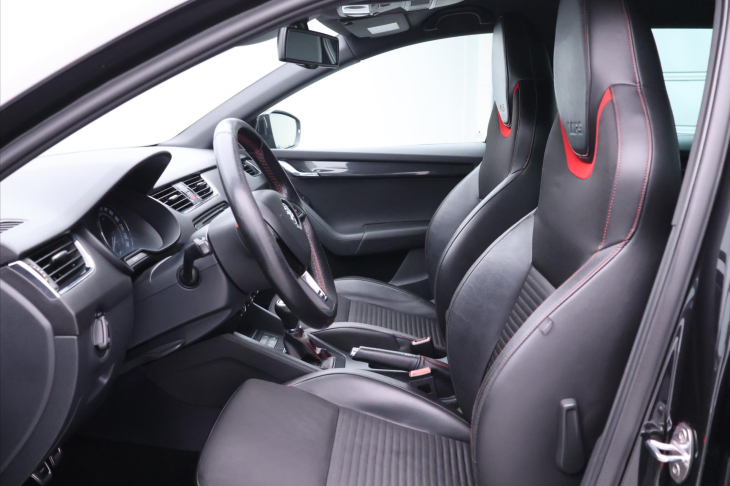 Škoda Octavia 2,0 TSI 162kW Navi Xenon RS