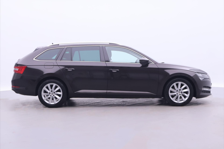 Škoda Superb 2,0 TDI 110kW Style DSG CZ DPH