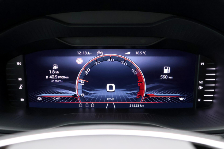 Škoda Karoq 1,5 TSI 110kW Sportline CZ Tažné