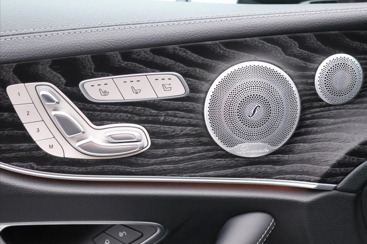 Mercedes-Benz Třídy E 3,0 53 320kW AMG 4Matic+ DPH
