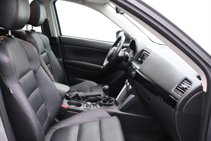 Mazda CX-5 2,2 Skyactiv-D 129kW Revolution