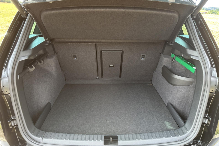 Škoda Karoq 2,0 TDI Sportline 4x4 DSG 1.maj