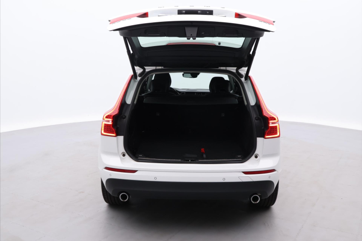 Volvo XC60 2,0 B4 Drive-E MomentumPro AWD