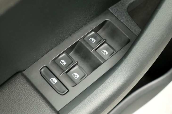 Škoda Octavia 2,0 TDI DSG Soleil