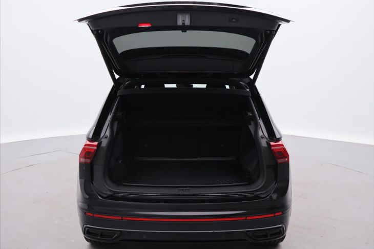 Volkswagen Tiguan 1,4 TSI PHEV 180kW R-Line DPH