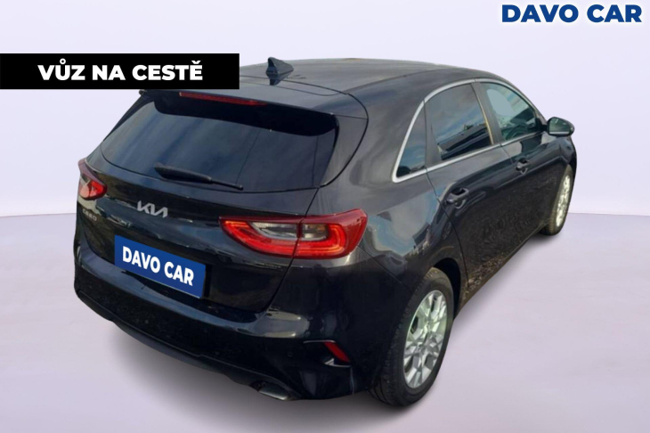 Kia Ceed 1,5 T-GDI 118 kW Top Aut. DPH CZ