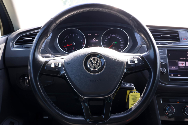 Volkswagen Tiguan 1,4 TSI 110kW DSG LED 1.Maj.