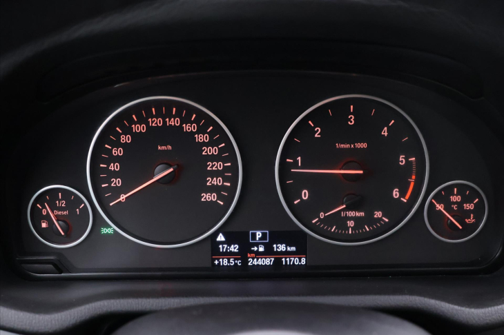 BMW X3 2,0 20d 135kW Xdrive Panorama