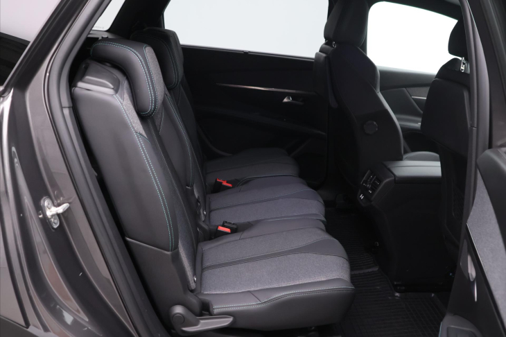 Peugeot 5008 1,5 HDi 130k Aut CZ 7-Míst DPH