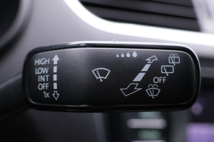 Škoda Octavia 2,0 TDI RS 135kW Xenon Kůže