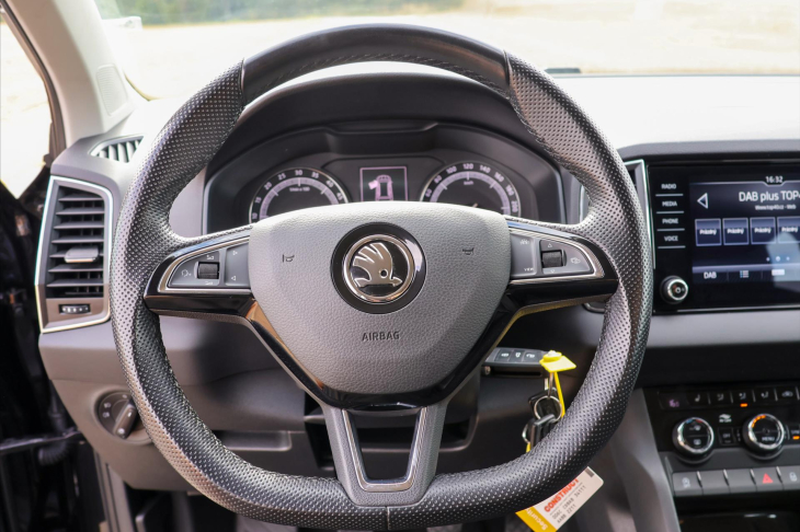 Škoda Karoq 2,0 TDI 110kW 4x4 CZ Ambition