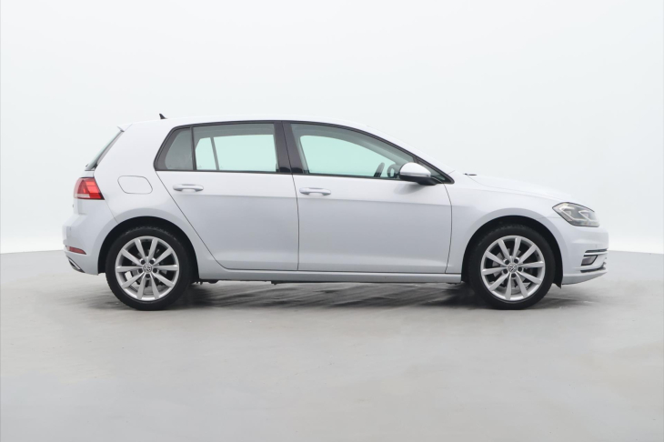 Volkswagen Golf 1.0 TSI 81kW Comfortline LED CZ