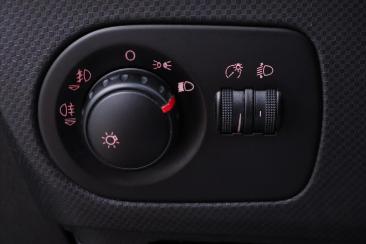 Seat Leon 2,0 TDI 103kW Stylance CZ