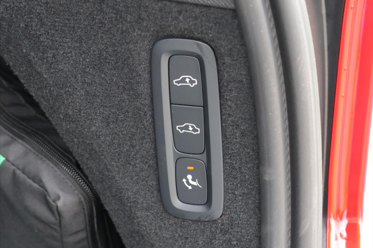 Volvo XC90 2,0 228kW T8 AWD Ultimate Bright