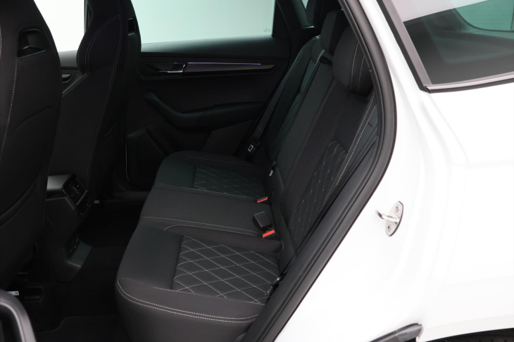 Škoda Karoq 2,0 TDI Sportline 4x4 DSG 1.maj.