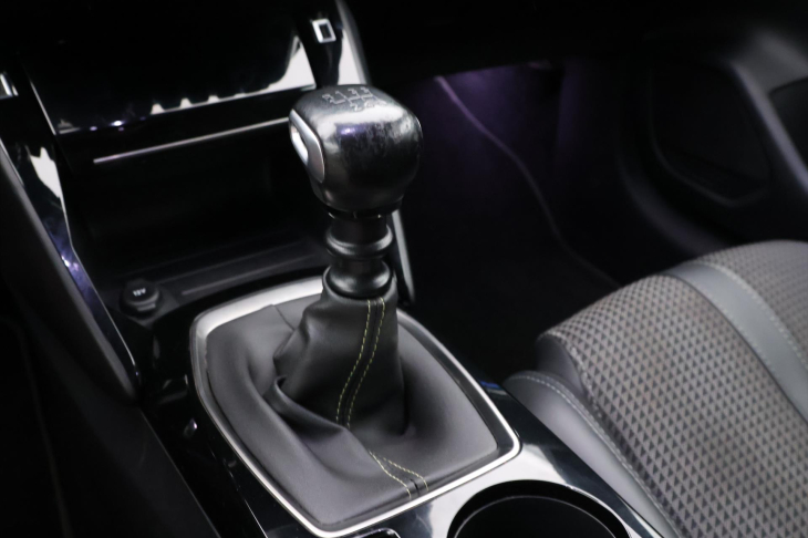 Peugeot 208 1,2 PureTech 74kW GT DPH
