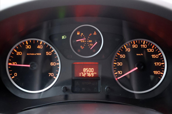 Peugeot Partner Tepee 1,6 VTI 88kW CZ 1.Maj Tažné